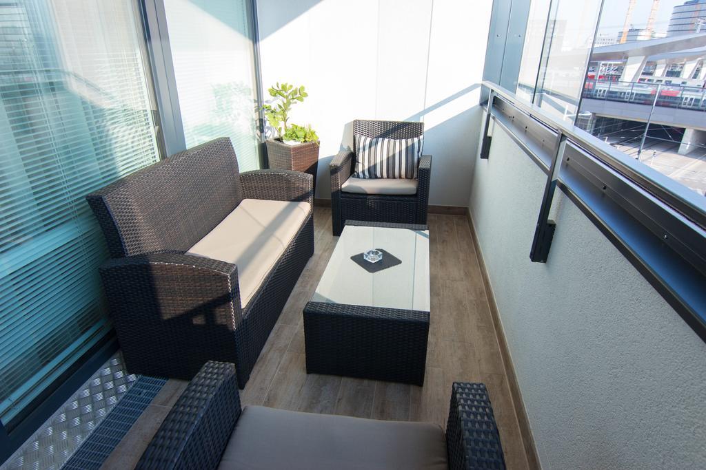 Hauptbahnhof Apartment *